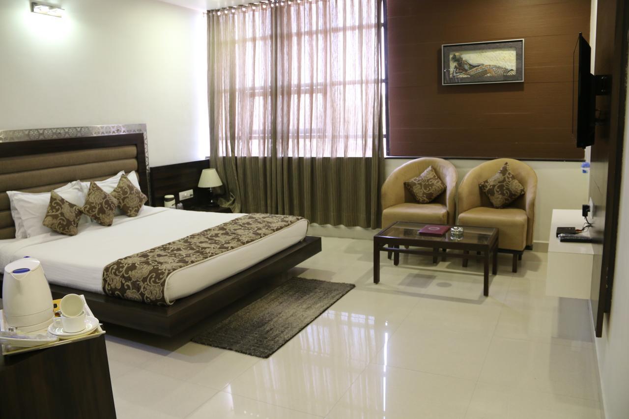 Hotel Rk Regency Bhopal Exterior foto